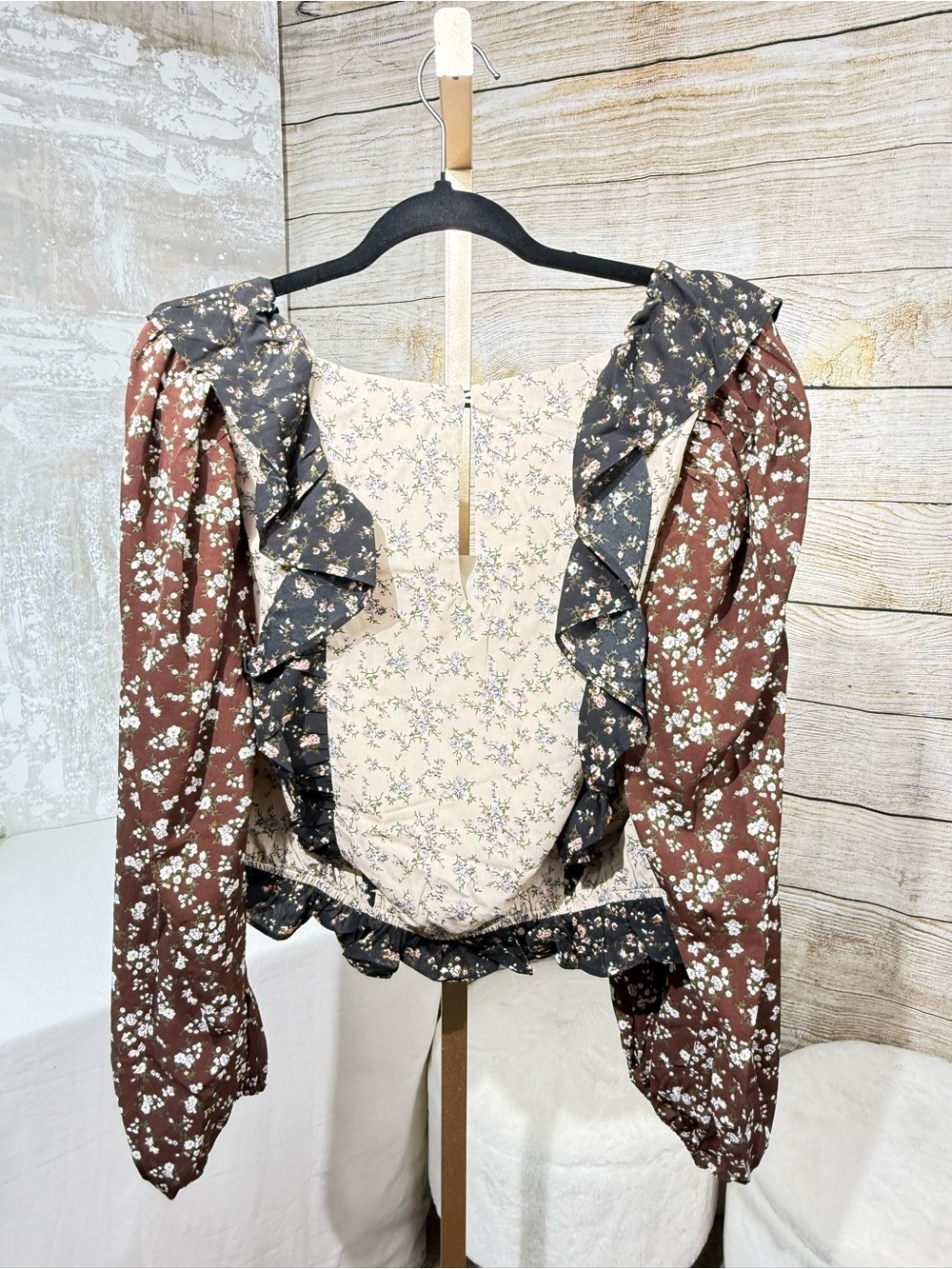 Free The Roses Floral Ruffle Top NWT Large Cottagecore - Picture 4 of 11